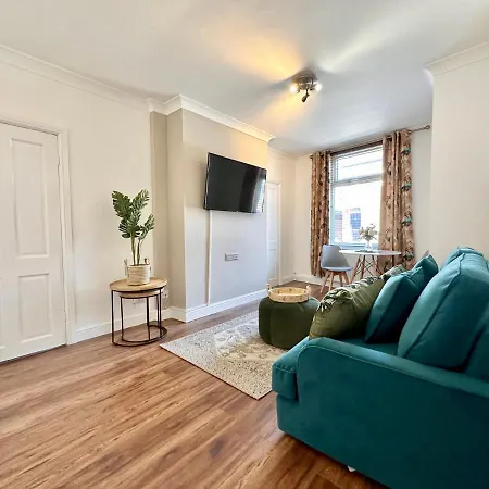 De Burgh Ground Floor Apartment With Free Parking York Exterior photo