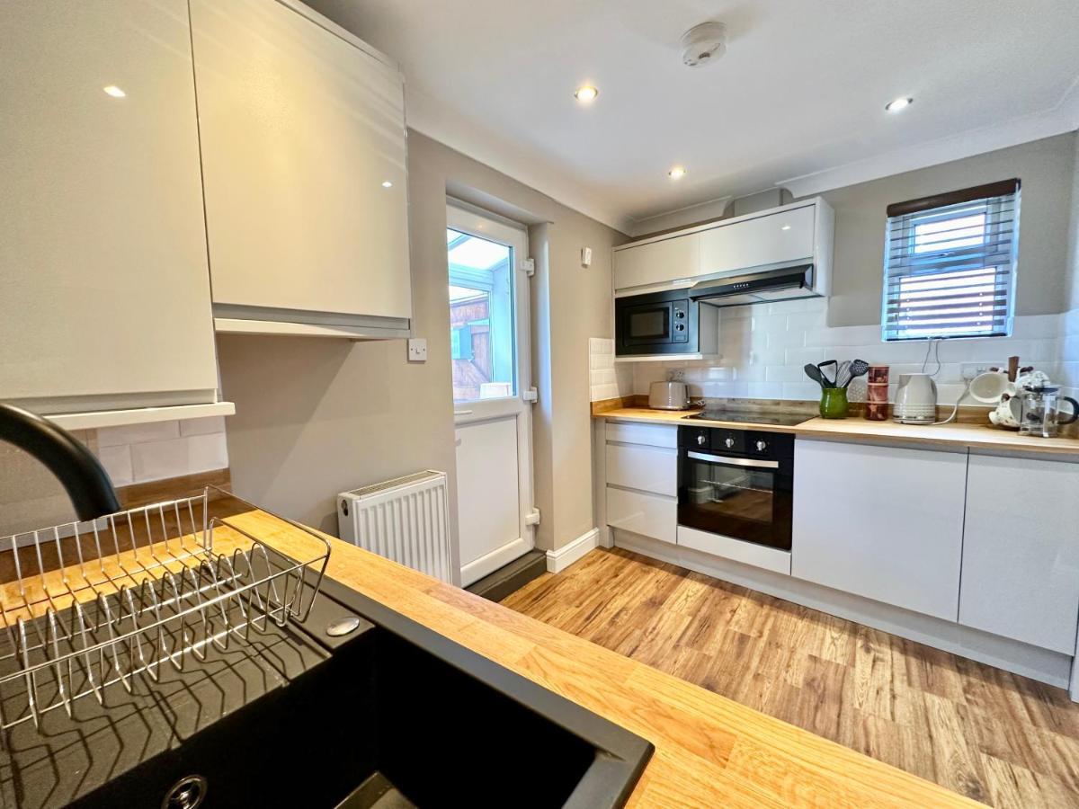 De Burgh Ground Floor With Free Parking Apartamento